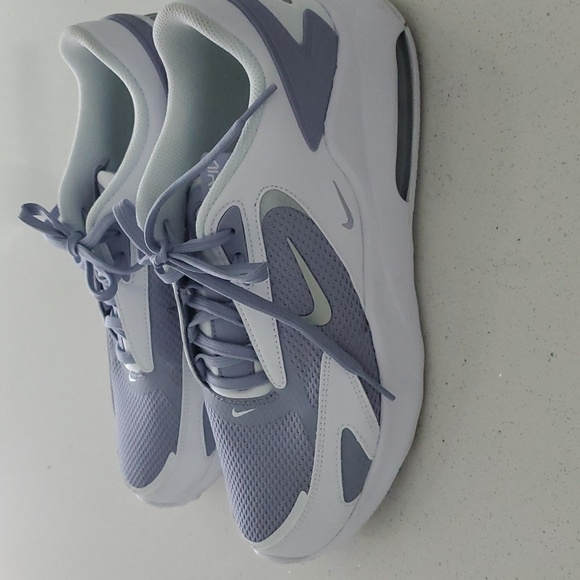 Nike Air Max Bolt - Picture 4 of 7